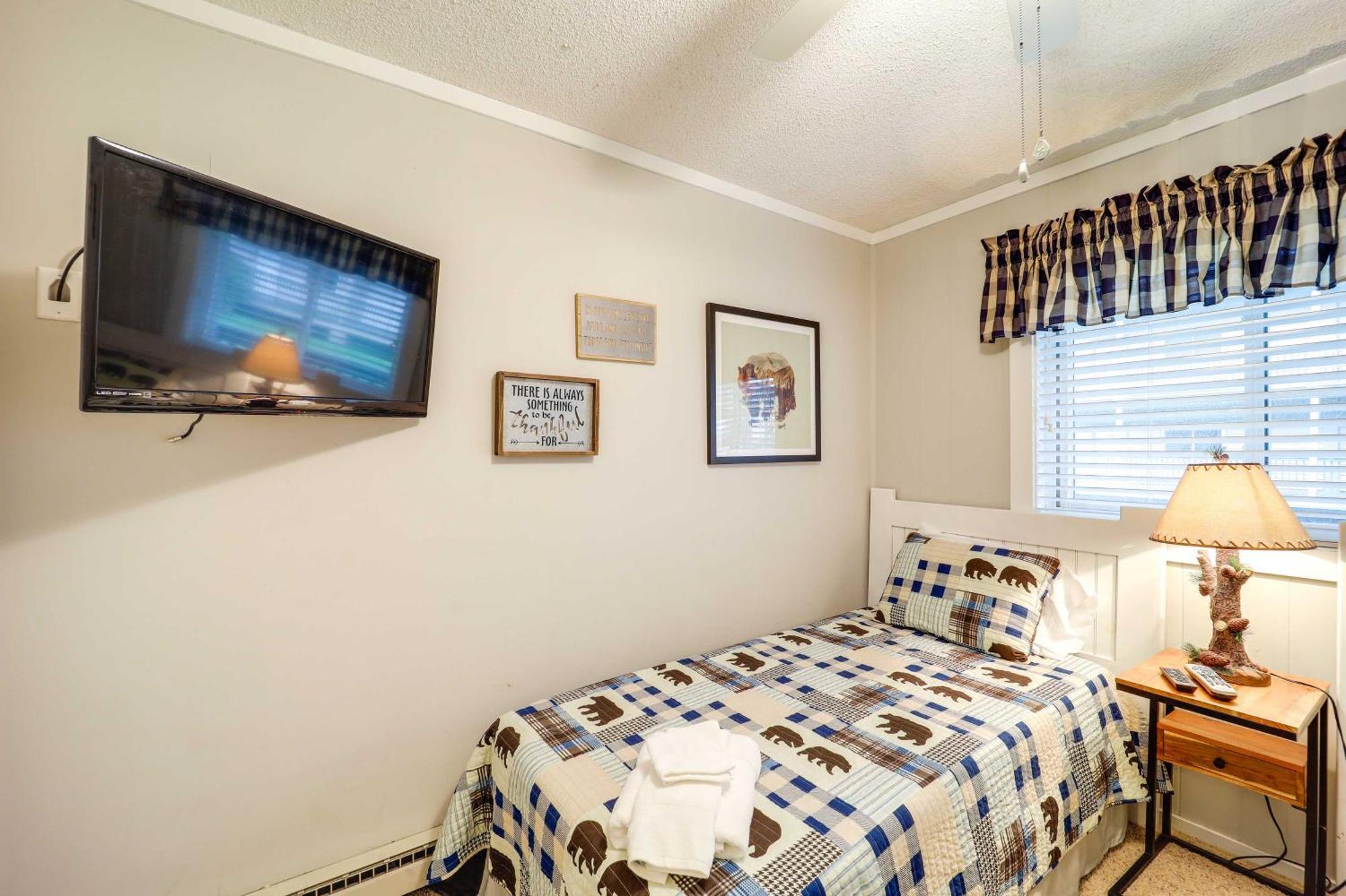 Beech Mountain Condo Near Hiking, Golf And Skiing! ภายนอก รูปภาพ